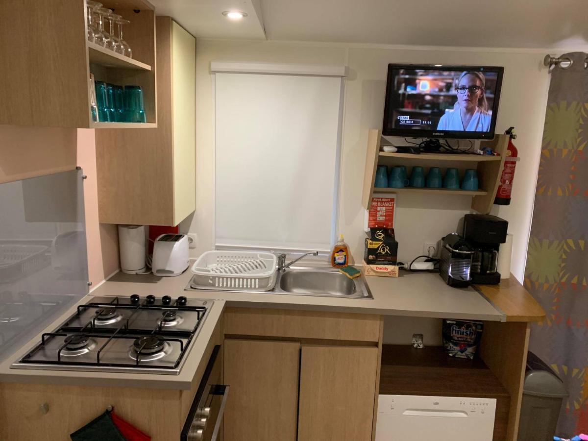 Mobilehome 8 Personnes Avec Clim Situe Aux Sables Du Midi Вальрас-Пляж Экстерьер фото